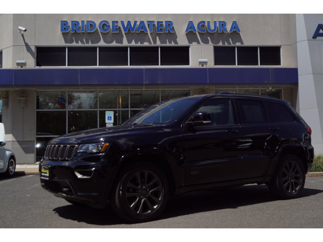 Pre-Owned 2017 Jeep Grand Cherokee Limited 4x4 Limited 4dr ...