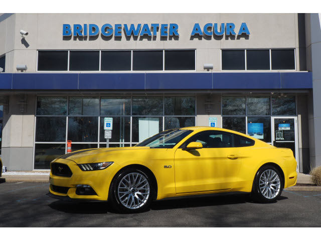 Pre Owned 17 Ford Mustang Gt Gt 2dr Fastback In Bridgewater Ps Bill Vince S Bridgewater Acura