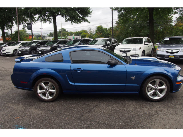 Pre-Owned 2009 Ford Mustang GT 45th Anniversary GT Deluxe 2dr Fastback ...