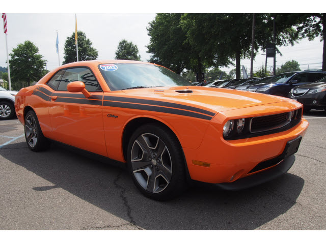 Pre-Owned 2012 Dodge Challenger R/T Classic w/Nav R/T 2dr Coupe in ...