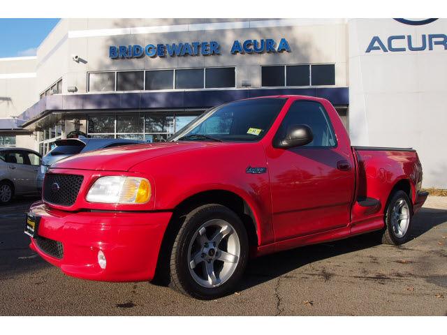 Pre-Owned 1999 Ford F-150 SVT Lightning Supercharged 2dr Supercharged ...