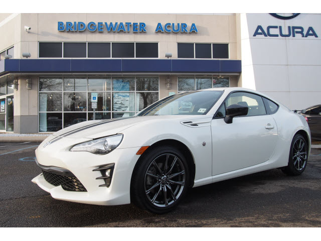 Pre Owned 2017 Toyota 86 Special Edition 2dr Coupe 6m In