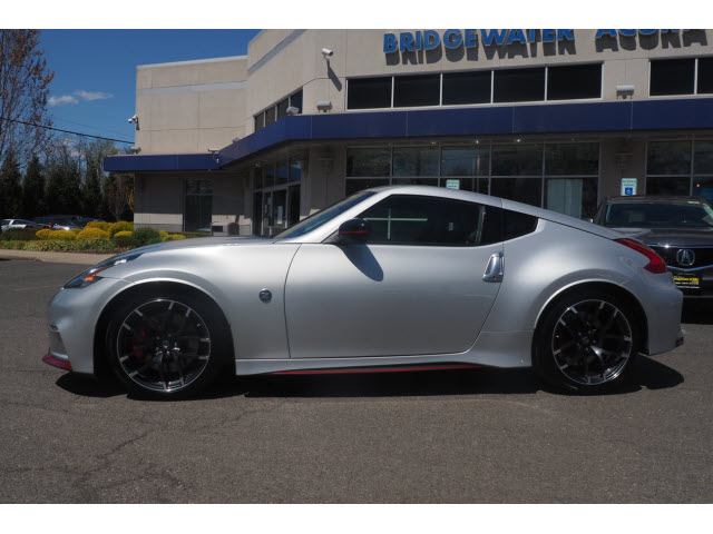 Pre-Owned 2017 Nissan 370Z Nismo w/Nav NISMO 2dr Coupe 6M in