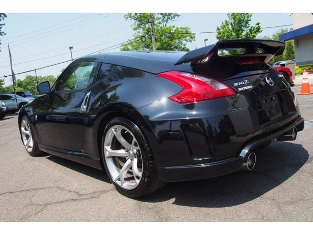 Pre-Owned 2011 Nissan 370Z NISMO NISMO 2dr Coupe in BRIDGEWATER #