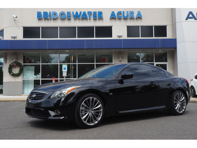 Pre Owned 2014 Infiniti Q60 Coupe Sport W Nav Sport 2dr